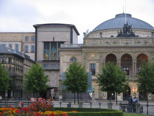 Картинка города улицы площади набережные