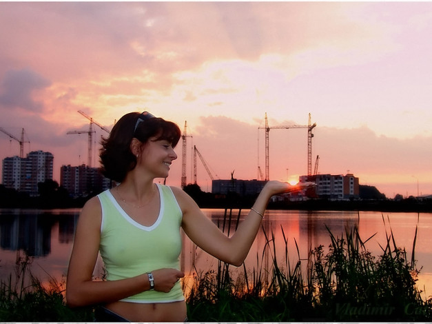 Обои картинки фото _Unsort -НЕ ВЫБИРАТЬ  , владимир, кот, незамысловатый, портрет, незнакомки, на, фоне, заката, девушки, , не, выбирать