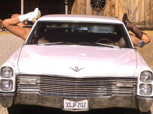 Картинка автомобили авто девушками