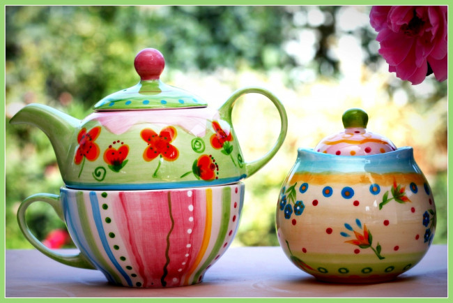 Обои картинки фото разное, посуда, столовые, приборы, кухонная, утварь, яркий, заварник, чашка