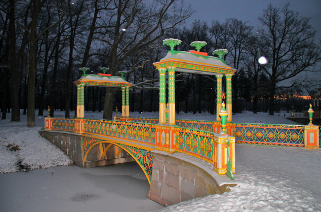 Обои картинки фото пушкин , царское село, природа, парк, река, мосты, деревья, ночь, фонари