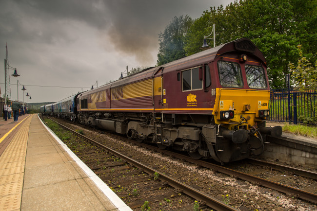 Обои картинки фото техника, поезда, состав, локомотив, дорога, железная