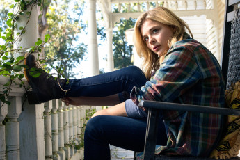 Картинка кино+фильмы the+5th+wave the 5th wave пятая волна chloe grace moretz фантастика