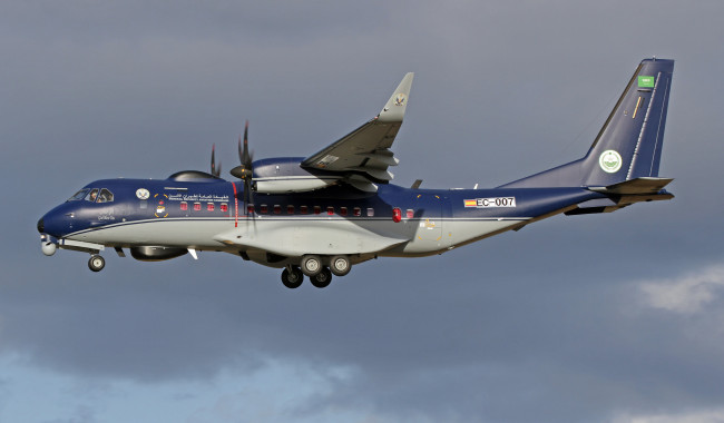 Обои картинки фото авиация, грузовые самолёты, грузоперевозки, карго