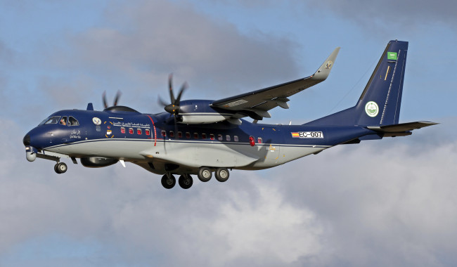 Обои картинки фото авиация, грузовые самолёты, грузоперевозки, карго