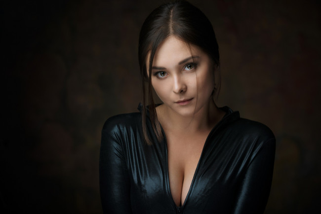 Обои картинки фото девушка, девушки, -unsort , брюнетки, темноволосые, модель