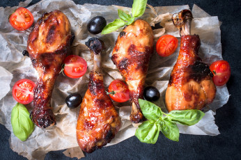 Картинка еда мясные+блюда базилик маслины куриные ножки помидоры