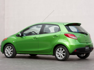 Картинка автомобили mazda