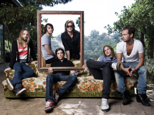 Картинка carolina liar музыка