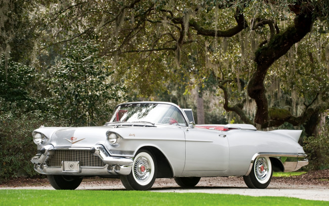 Обои картинки фото автомобили, cadillac, кадилак, 1957, biarritz, eldorado, биатриз, эльдорадо