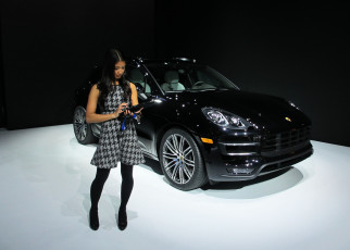 Картинка автомобили авто+с+девушками девушка автомобиль