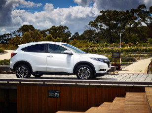 Картинка автомобили honda hr-v светлый 2015г au-spec