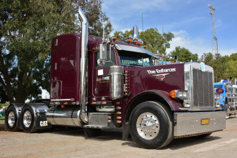 Картинка peterbilt автомобили седельный тягач грузовик тяжелый