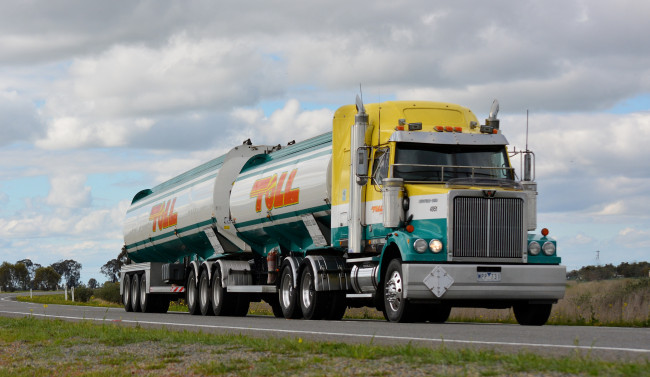 Обои картинки фото western star, автомобили, тяжелый, тягач, грузовик, седельный