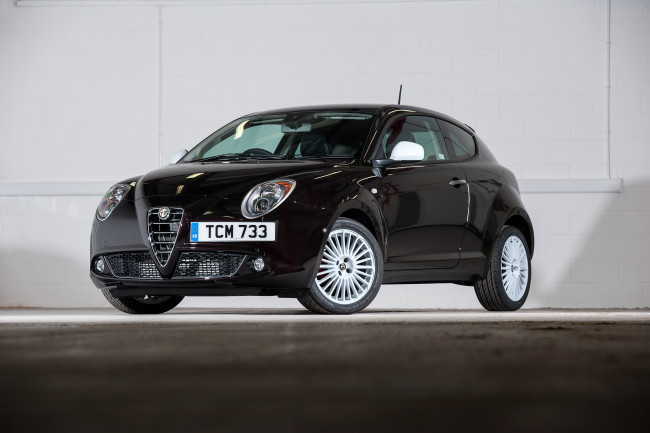 Обои картинки фото автомобили, alfa romeo, mito, alfa, romeo, темный, 2015г, 955, uk-spec, junior