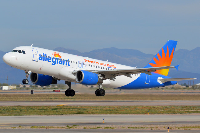 Обои картинки фото авиация, пассажирские самолёты, авиалайнер, взлет