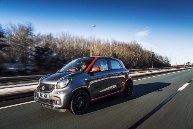 Обои картинки фото автомобили, smart, 2015г, w453, uk-spec, edition, forfour
