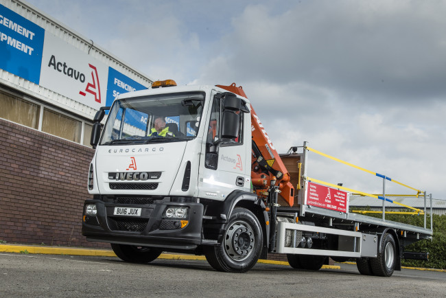 Обои картинки фото автомобили, iveco