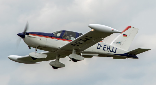 Обои картинки фото авиация, лёгкие одномоторные самолёты, аэроплан