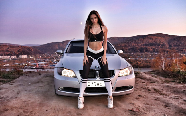 Обои картинки фото автомобили, -авто с девушками, bmw, 3, series, 320i