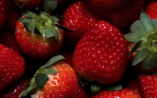 Обои картинки фото еда, клубника,  земляника