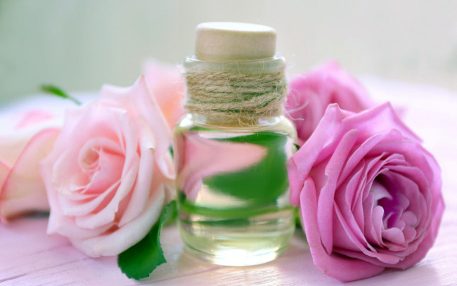 Обои картинки фото разное, косметические средства,  духи, розы, флакон, духи