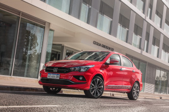 Картинка автомобили fiat cronos