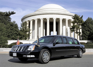 Картинка автомобили cadillac кадиллак черный флаги здание