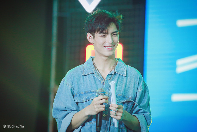 Обои картинки фото мужчины, wang hao xuan, ван, хаосюань, wang, hao, xuan