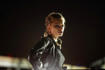 Картинка кино+фильмы final+score девушка куртка