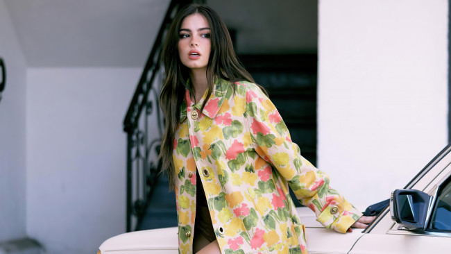 Обои картинки фото девушки, - брюнетки,  шатенки, эдисон, рэй, певица, remix, magazine, танцовщица, актриса, журнал, addison, rae