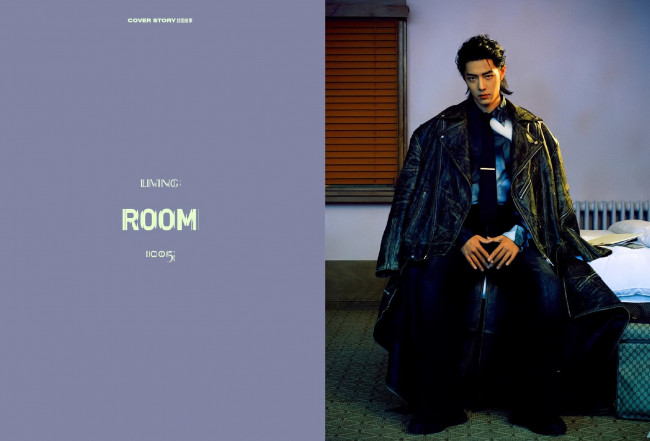 Обои картинки фото мужчины, xiao zhan, актер, плащ, кровать