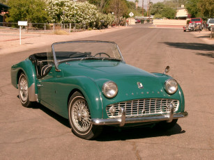 Картинка автомобили triumph