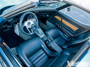 Картинка автомобили интерьеры