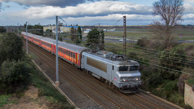 Обои картинки фото техника, электрички, железная, дорога, локомотив, состав