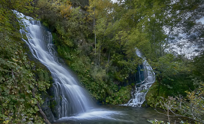 Обои картинки фото природа, водопады, водопад, река, лес