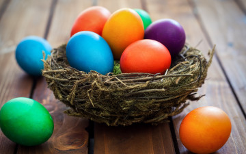 Картинка праздничные пасха корзина decoration colorful wood easter яйца крашеные spring happy eggs