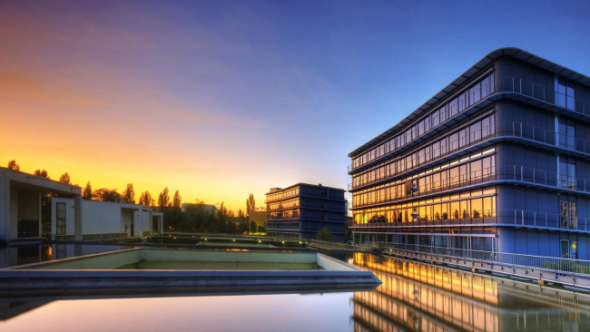 Обои картинки фото города, - улицы,  площади,  набережные, бассейн, здания, закат