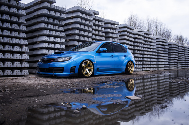 Обои картинки фото subaru impreza, автомобили, subaru, wrx, sti, impreza, blue, stance