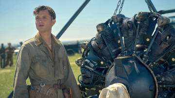 Картинка masters+of+the+air+ мини–сериал+2024+–+ кино+фильмы masters+of+the+air властелины воздуха военный боевик история apple tv кадры из фильма rafferty law sgt ken lemmons