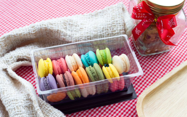 Обои картинки фото еда, макаруны, лакомство, ассорти