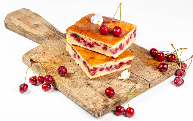 Обои картинки фото еда, пироги, вишни, пирог, вишневый