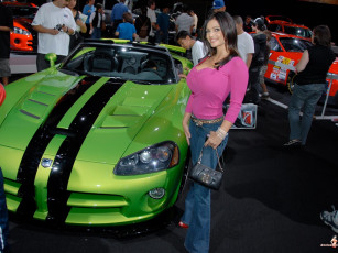 Картинка denise milani автомобили авто девушками