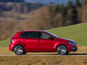 Картинка автомобили volkswagen 5-door красный 2014 bluemotion tsi polo typ 6r