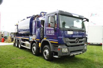 Картинка автомобили mercedes+trucks цистерна грузовик