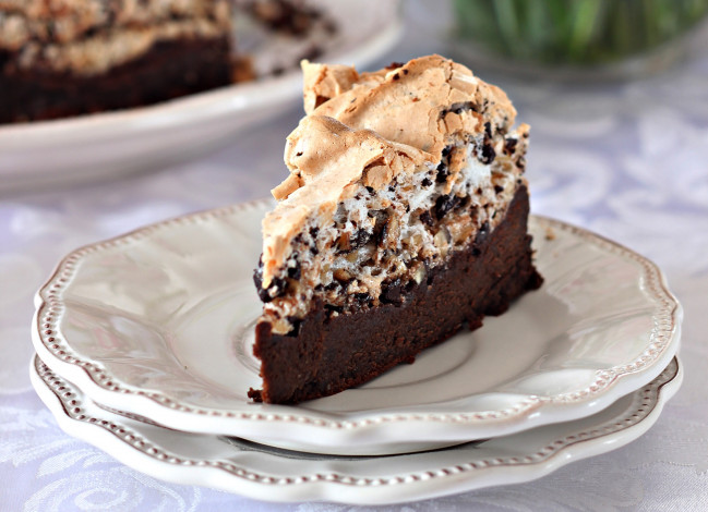 Обои картинки фото еда, торты, кусок, безе