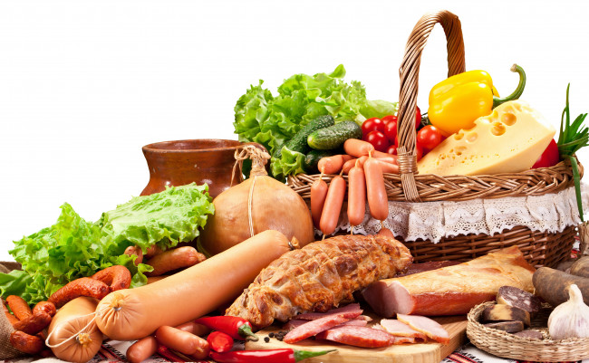 Обои картинки фото еда, колбасные изделия, ветчина, колбаса, чеснок, лук, сосиски, буженина, огурцы, перец