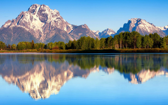 Обои картинки фото природа, реки, озера, небо, национальный, парк, отражение, гранд-титон, лес, горы, озеро, сша