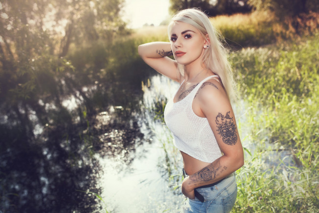 Обои картинки фото девушки, -unsort , блондинки, блондинка, фон, взгляд, девушка