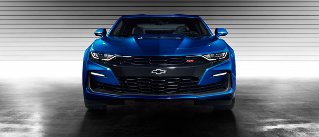 Обои картинки фото 2018 chevrolet camaro ss, автомобили, camaro, 2018, front, купе, камаро, ss, chevrolet, шевроле